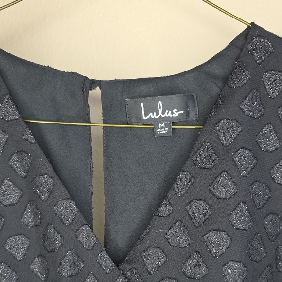 Lulu's Romper Textured V-Neck Long Sleeve Shorts Black Medium - Picture 5 of 5